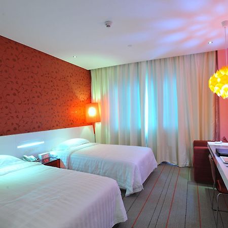 Otique Aqua Hotel 深セン市 エクステリア 写真